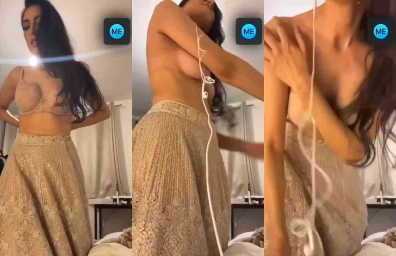 Sexy Slim Girl Showing Her Boobs Watch